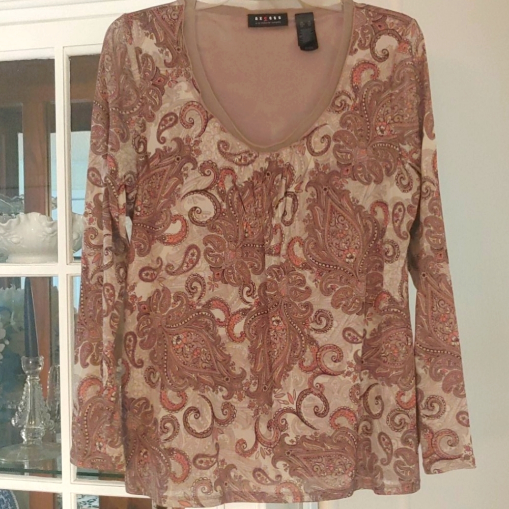 Very nice top.